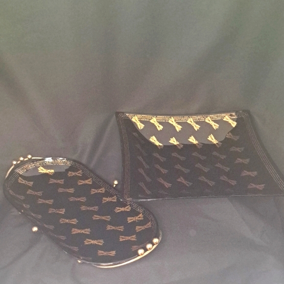 Vintage Black and Gold Patterned Trays - Picture 2 of 8